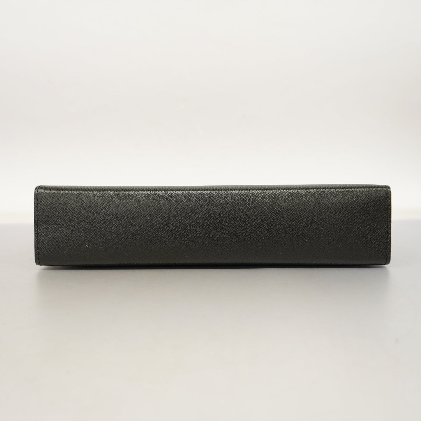 Louis VuittonAuth  Taiga Pochette Voyage MM M30547 Men's Clutch Bag Ardoise