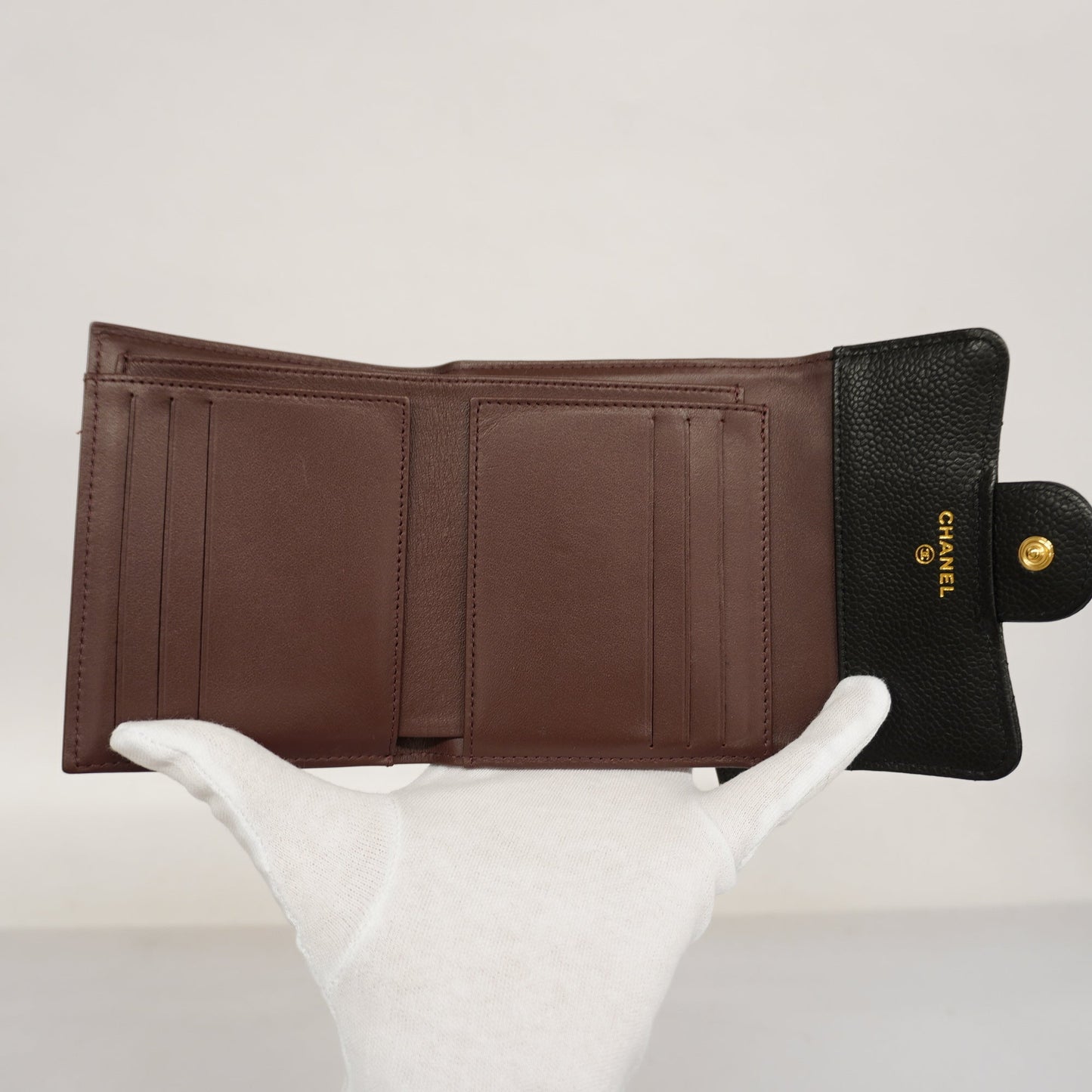 ChanelAuth  Matelasse Tri-fold Wallet Gold Metal Fittings Women's Caviar Leather