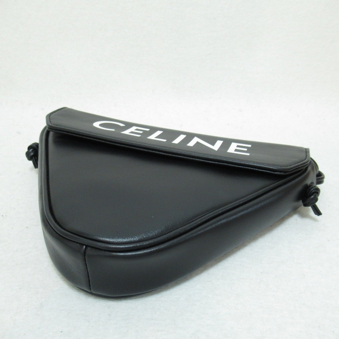 Celine Truck shoulder bag Black leather 195903DCS38SI