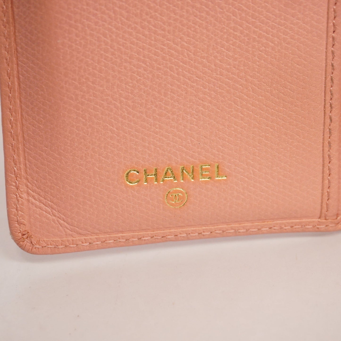 ChanelAuth  Coco Button Gold Hardware Women's Leather Long Wallet [bi-fold] Pink