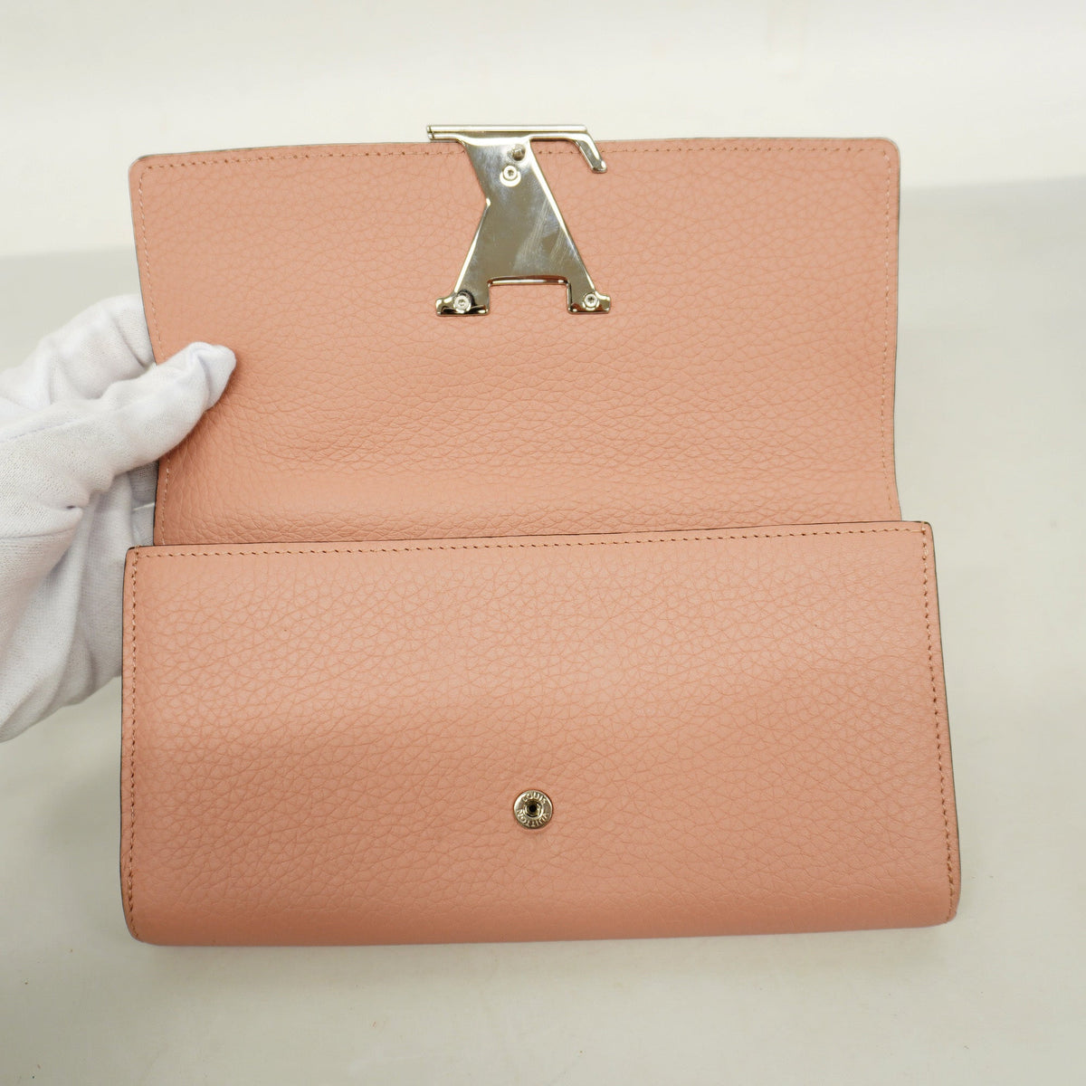 Louis VuittonAuth  Taurillon Portofeuil Capsine M61250 Women's Long Wallet
