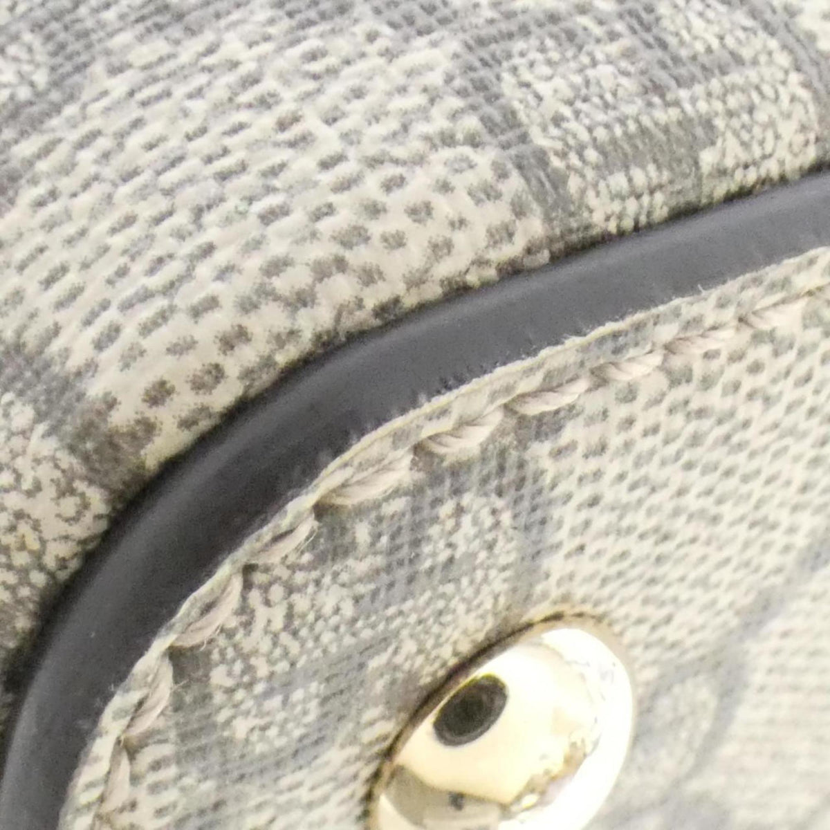 Gucci Beige Gg Supreme Leather Tote Bag