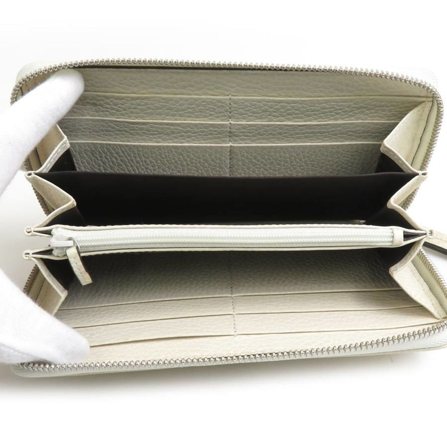 Gucci Off-White Leather Long Wallet (Bi-Fold)