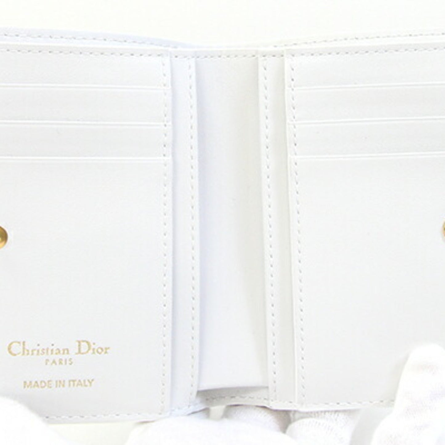 Christian Dior White Leather Wallet (Bi-Fold) ()