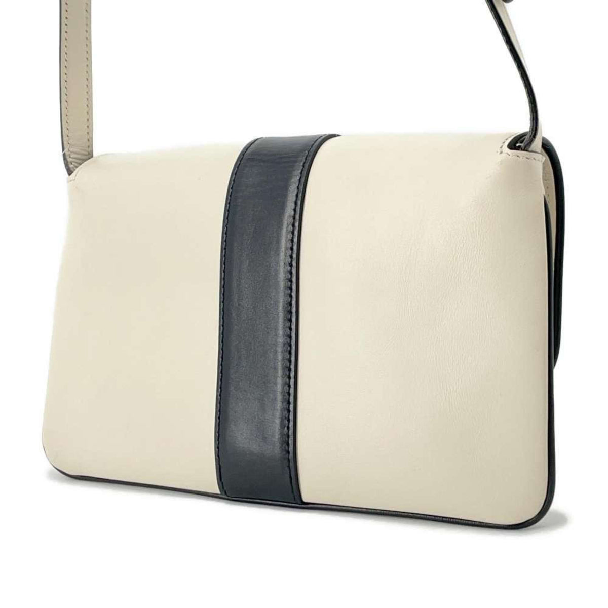 Gucci White Leather Shoulder Bag