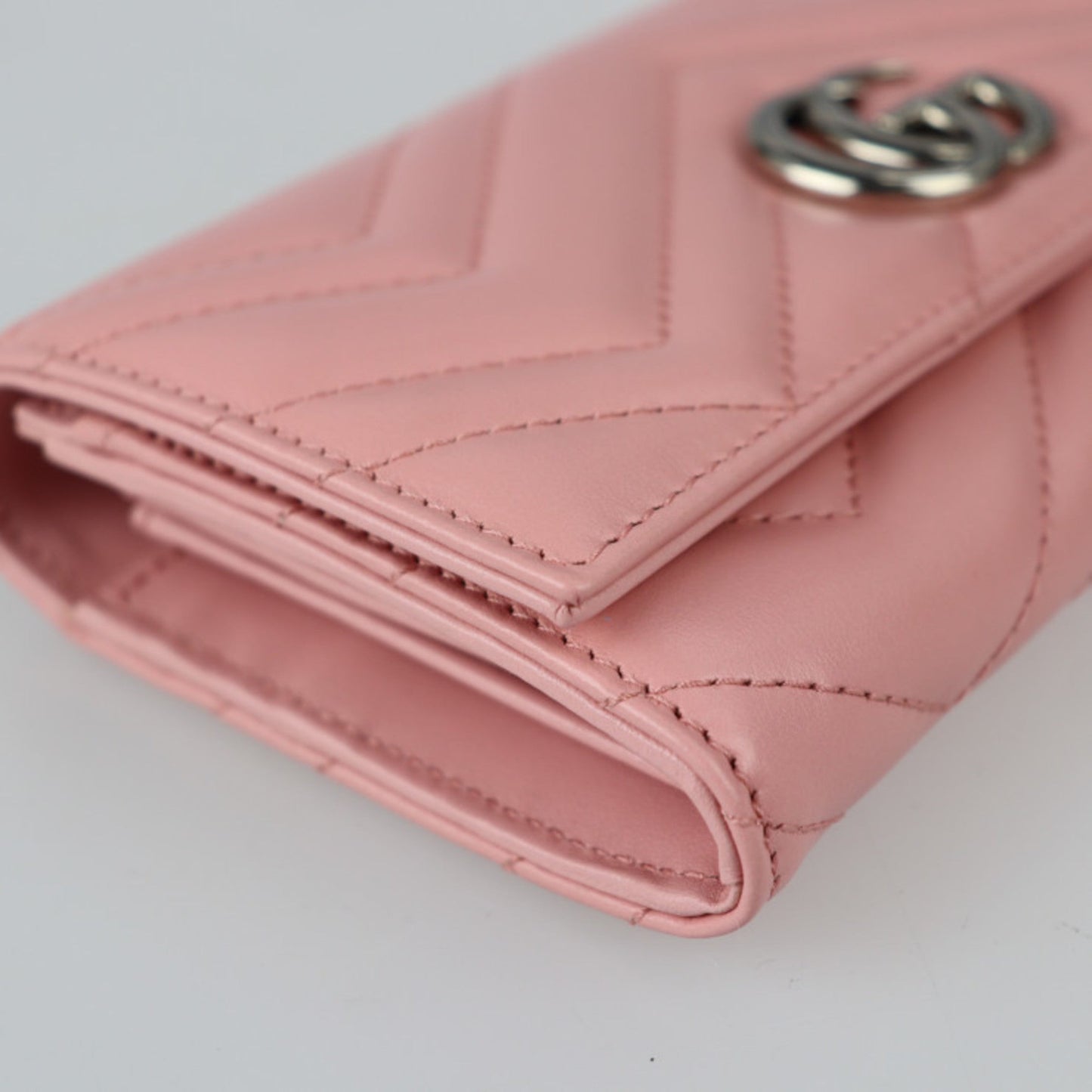 Gucci Continental Wallet GG Marmont Bifold 443436 Leather Pink Series Silver Metal Fittings Long