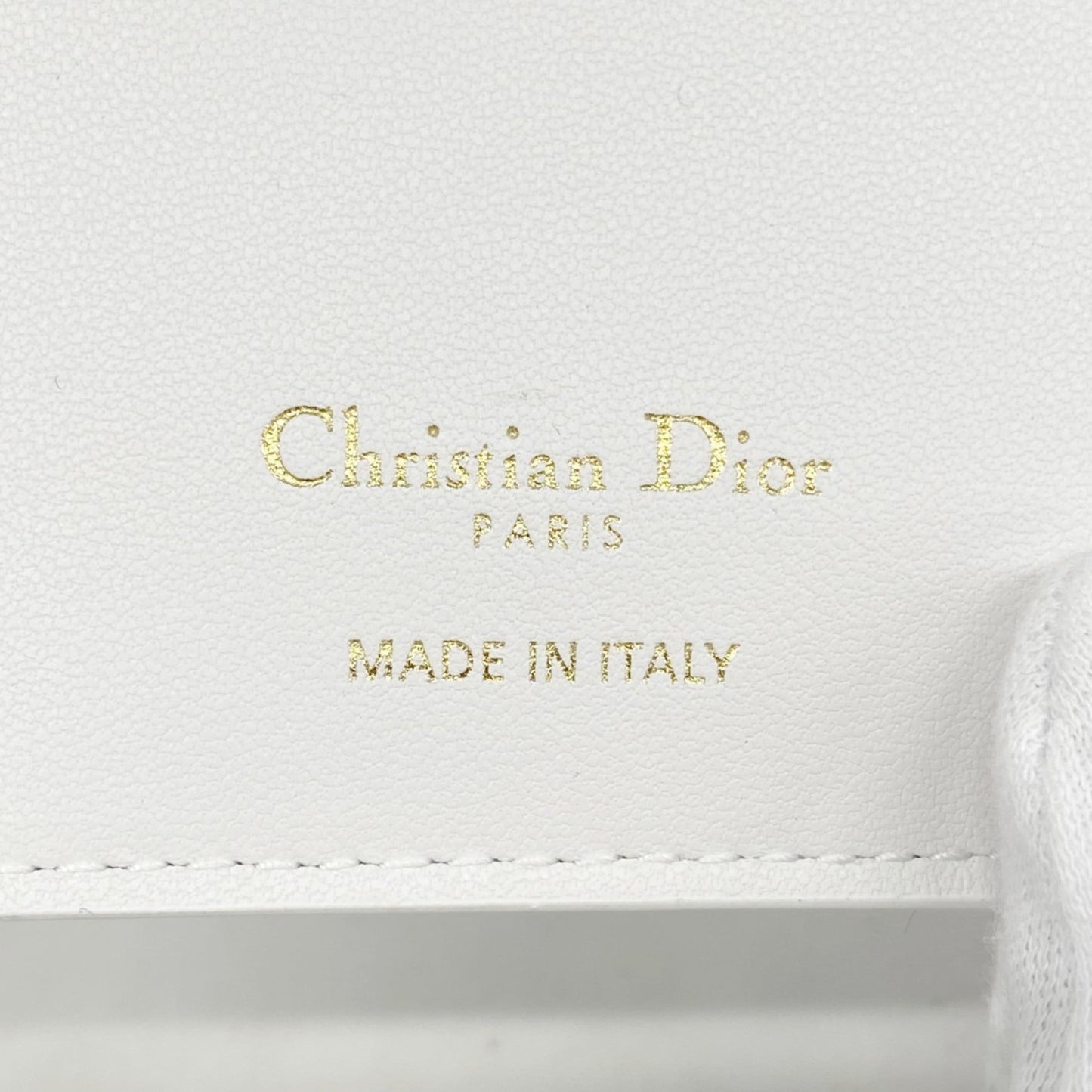 Christian Dior White Leather Wallet (Bi-Fold) ()