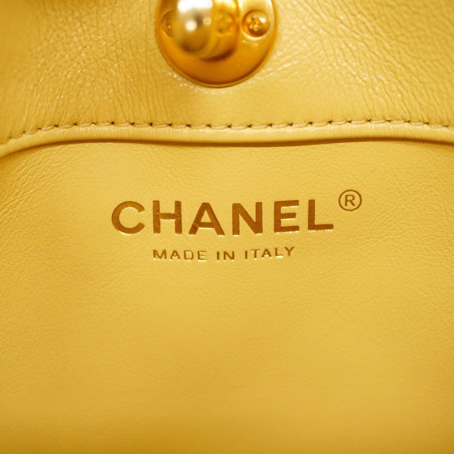 CHANEL   Matelasse Chain Shoulder Women's Leather Shoulder Bag Beige