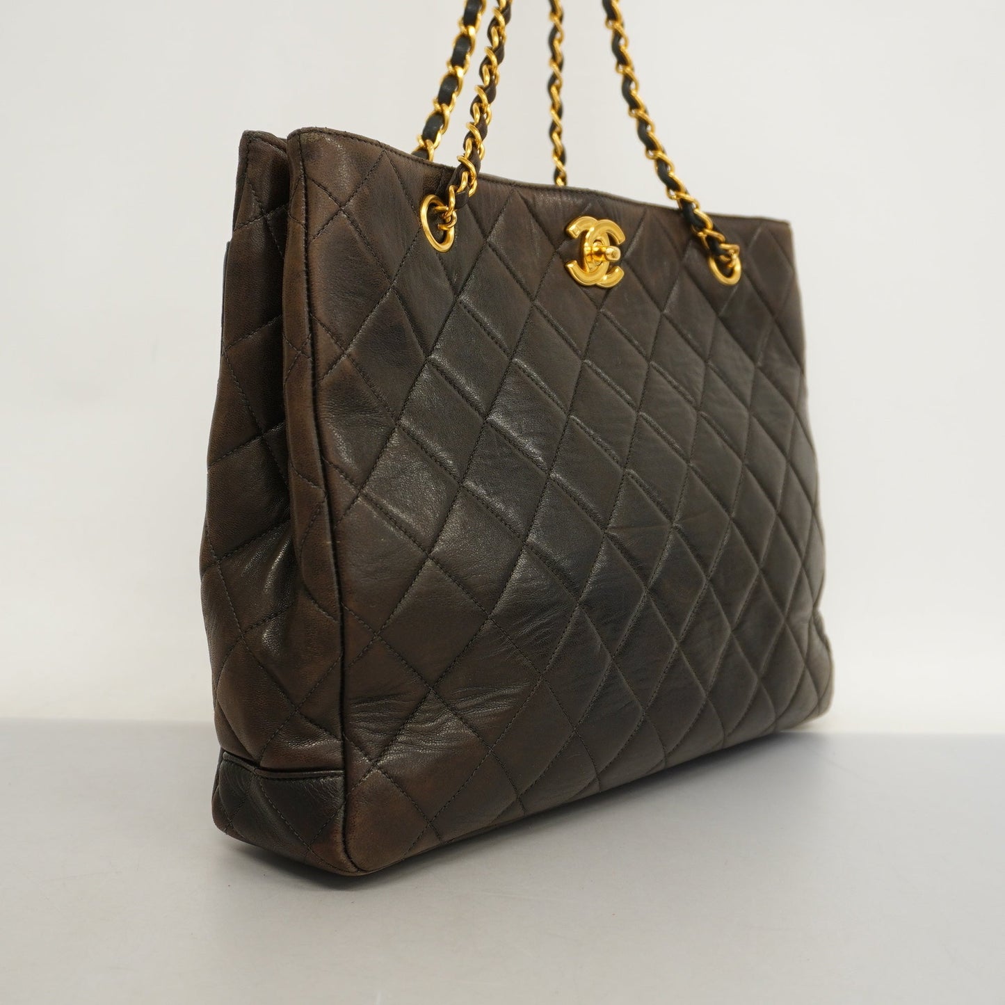 ChanelAuth  Matelasse Chain Lambskin Women's Leather Shoulder Bag Black