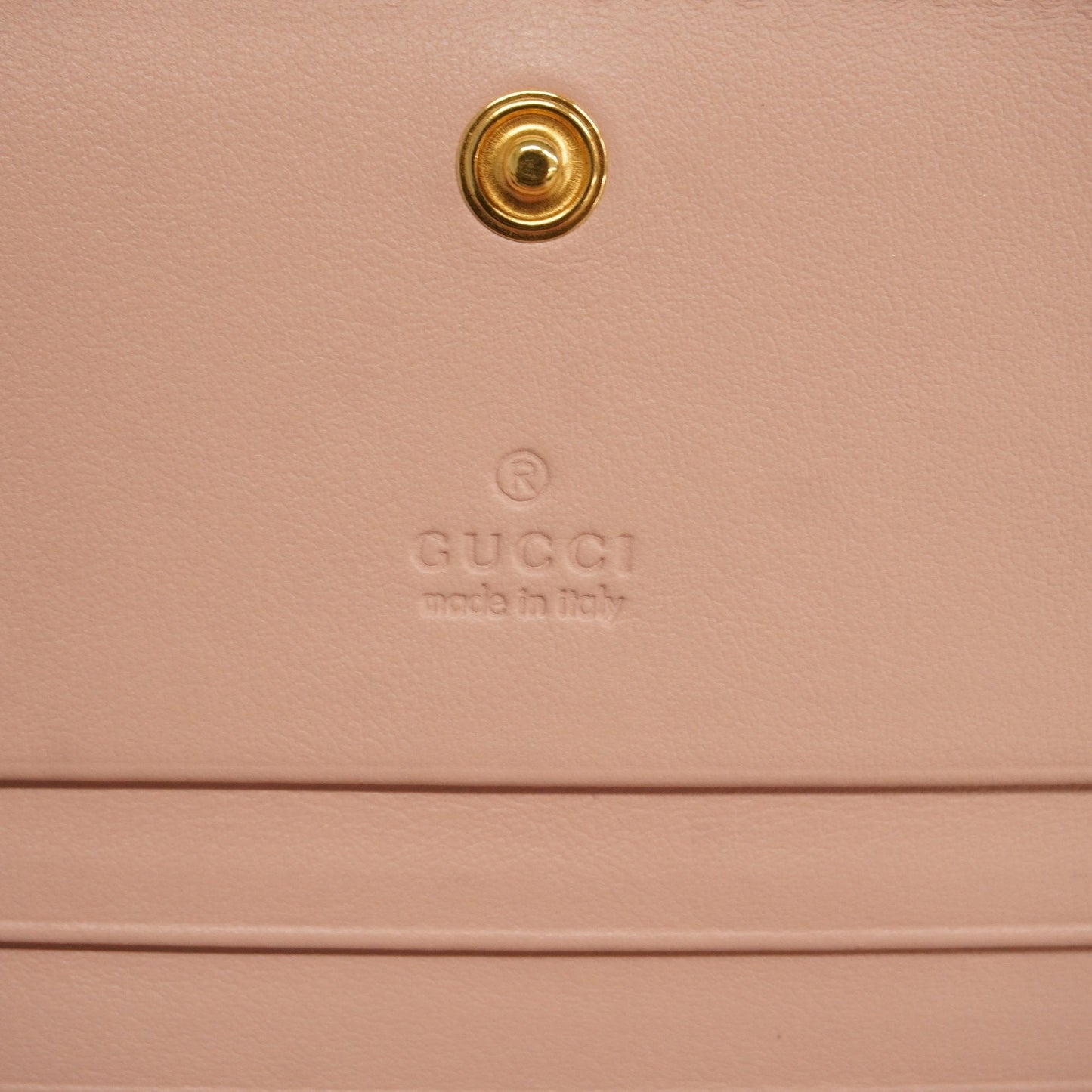 Gucci GG Matelasse 723786 Women's Leather Wallet (bi-fold) Pink