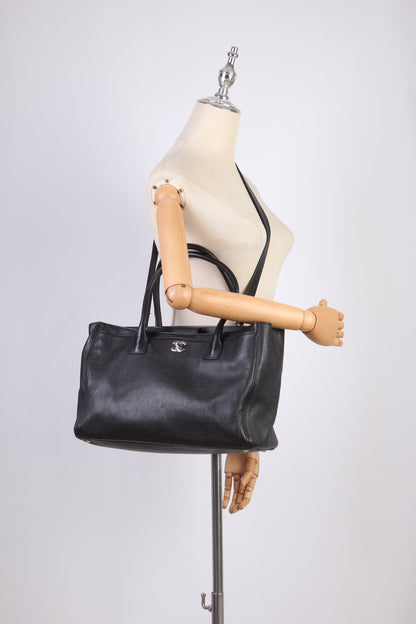 Chanel CC Executive Cerf Tote Leather Tote Bag in Good condition