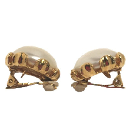 CHANEL Earring Gold Plated, Faux Pearl gold Gold Plated Women Used
