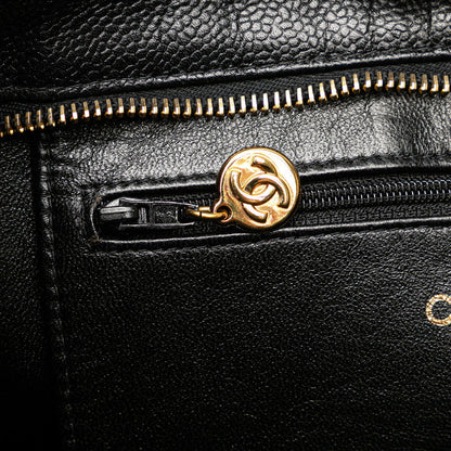 Chanel CC Caviar Medallion Tote Leather Tote Bag in Good condition