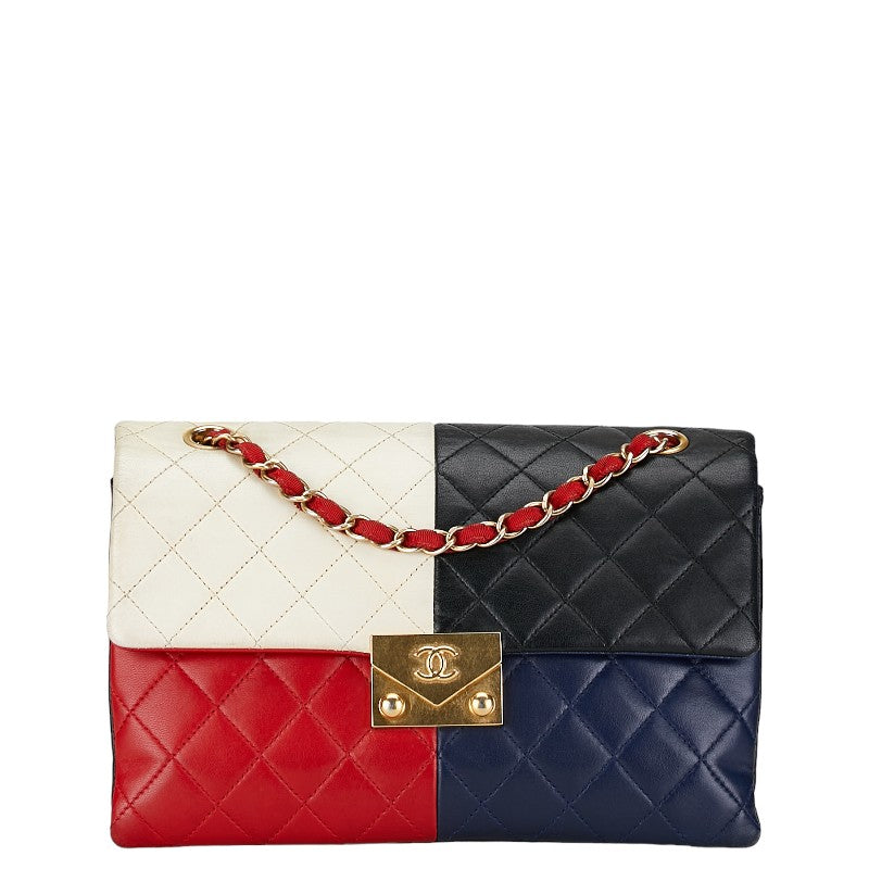 Chanel Colorblock Pagoda Flap Bag Leather Shoulder Bag in Good condition