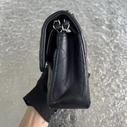 *2019 Receipt* Small Double Flap 23CM Quilted Lambskin Black Silver Hardware Series 27