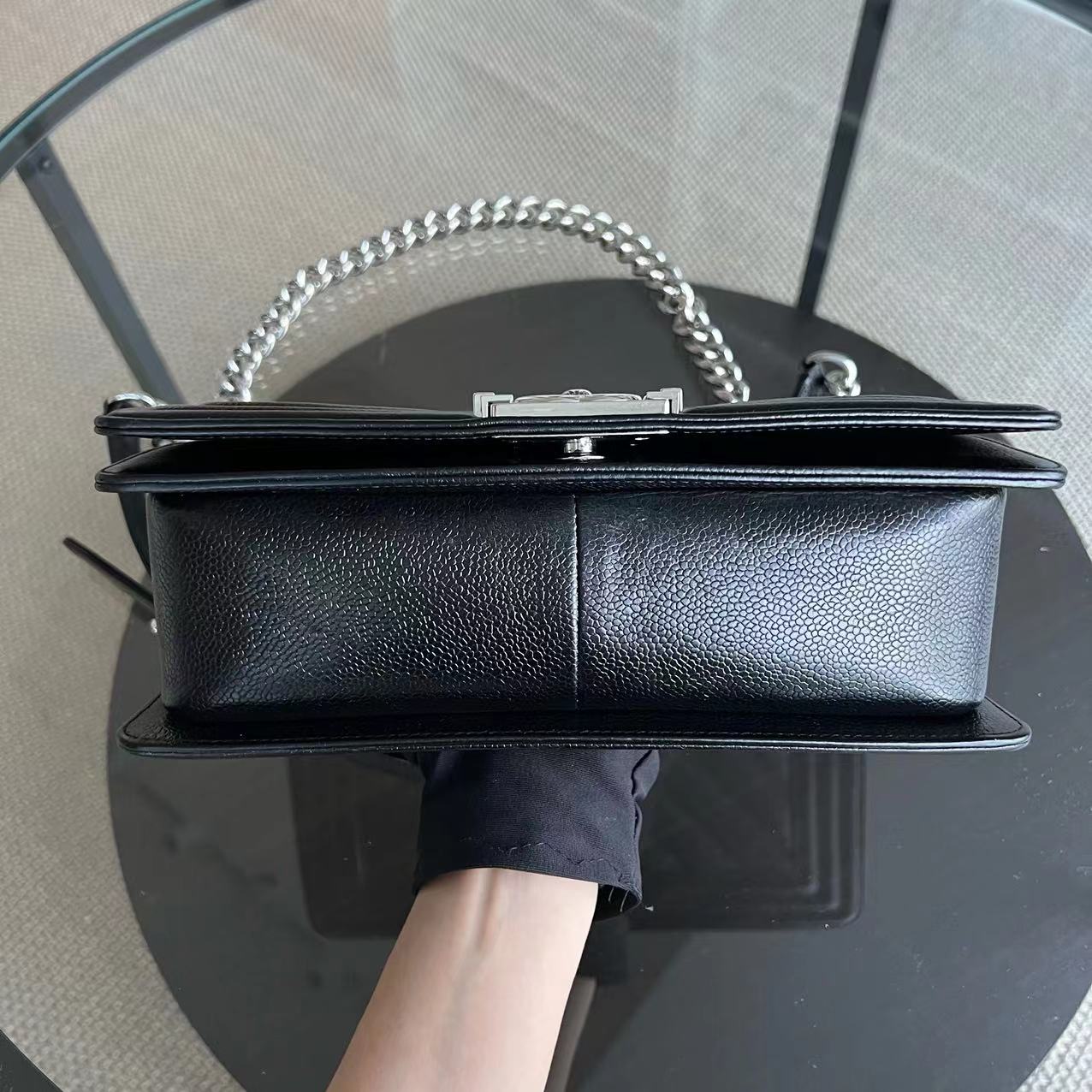 *2020 Receipt* Caviar Old Medium 25CM Chevron Black Silver Hardware Series 29