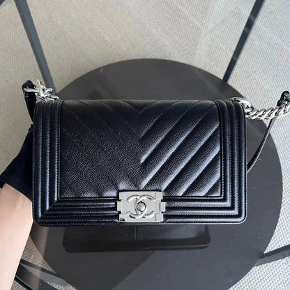 *2020 Receipt* Caviar Old Medium 25CM Chevron Black Silver Hardware Series 29