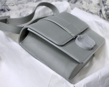 DR042  9.5x6.7x3.2inch