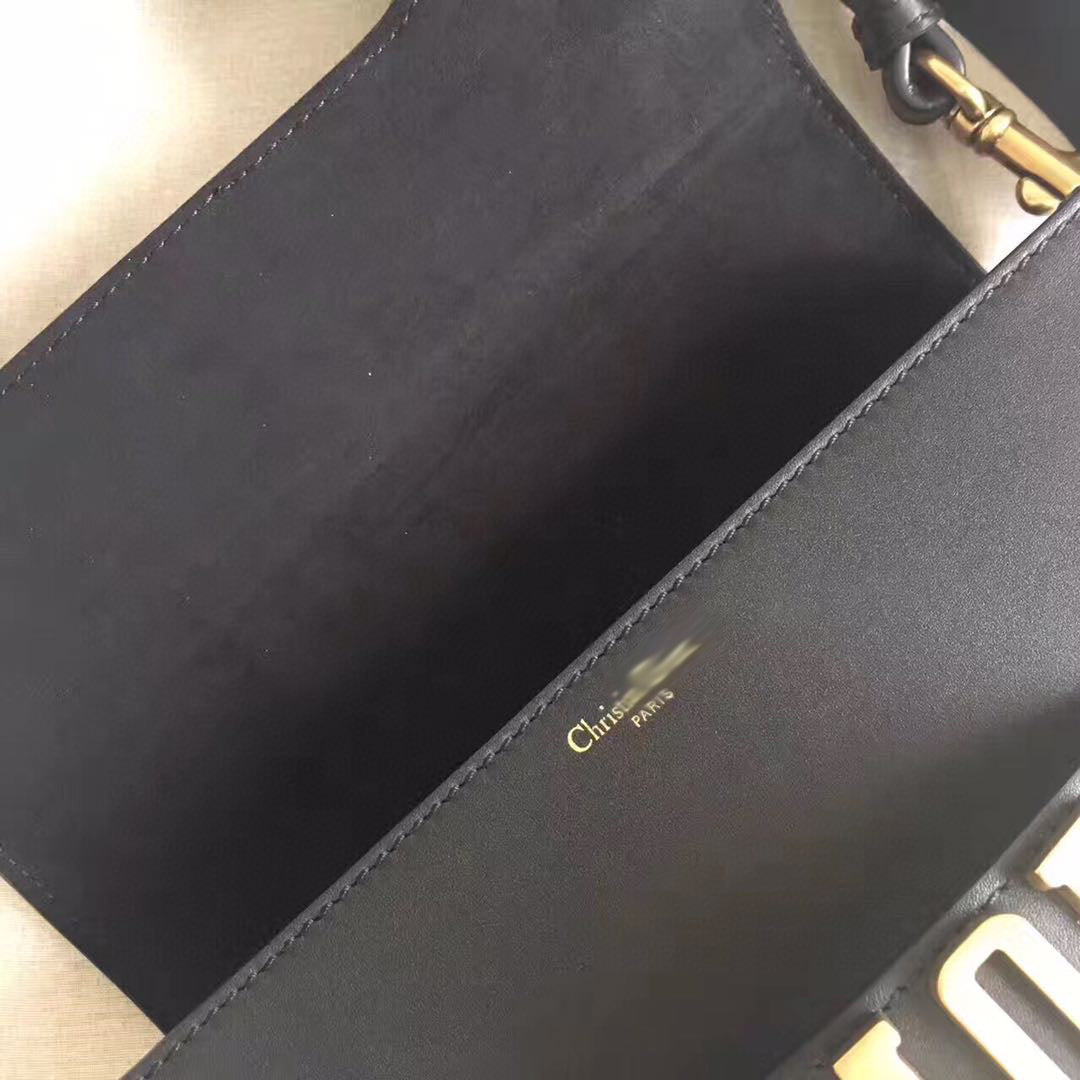 DR044   7.1x2.2x4.1inch