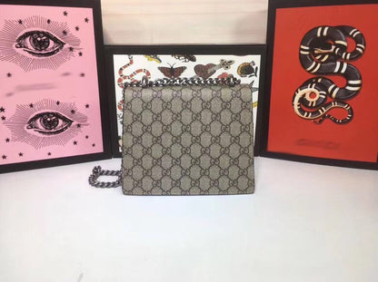GC056  Small 7.9x6.1x2inch    Medium 11x6.7x3.5