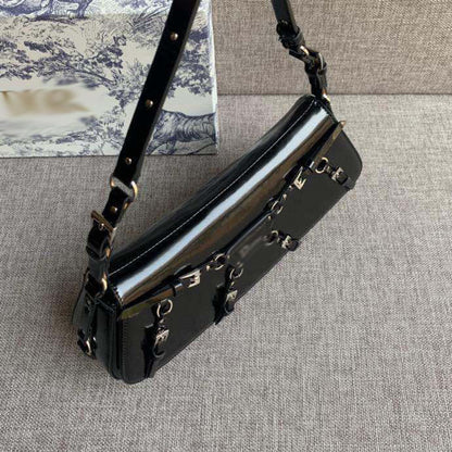 DR082  11.8x5.1x2.6inch