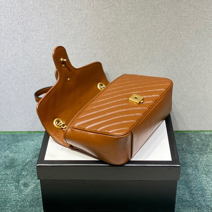 GC182 HIGHEST QUALITY VERSION  Small:8.7x5.1x2.4inch   Medium:10.2x5.9x2.9inch