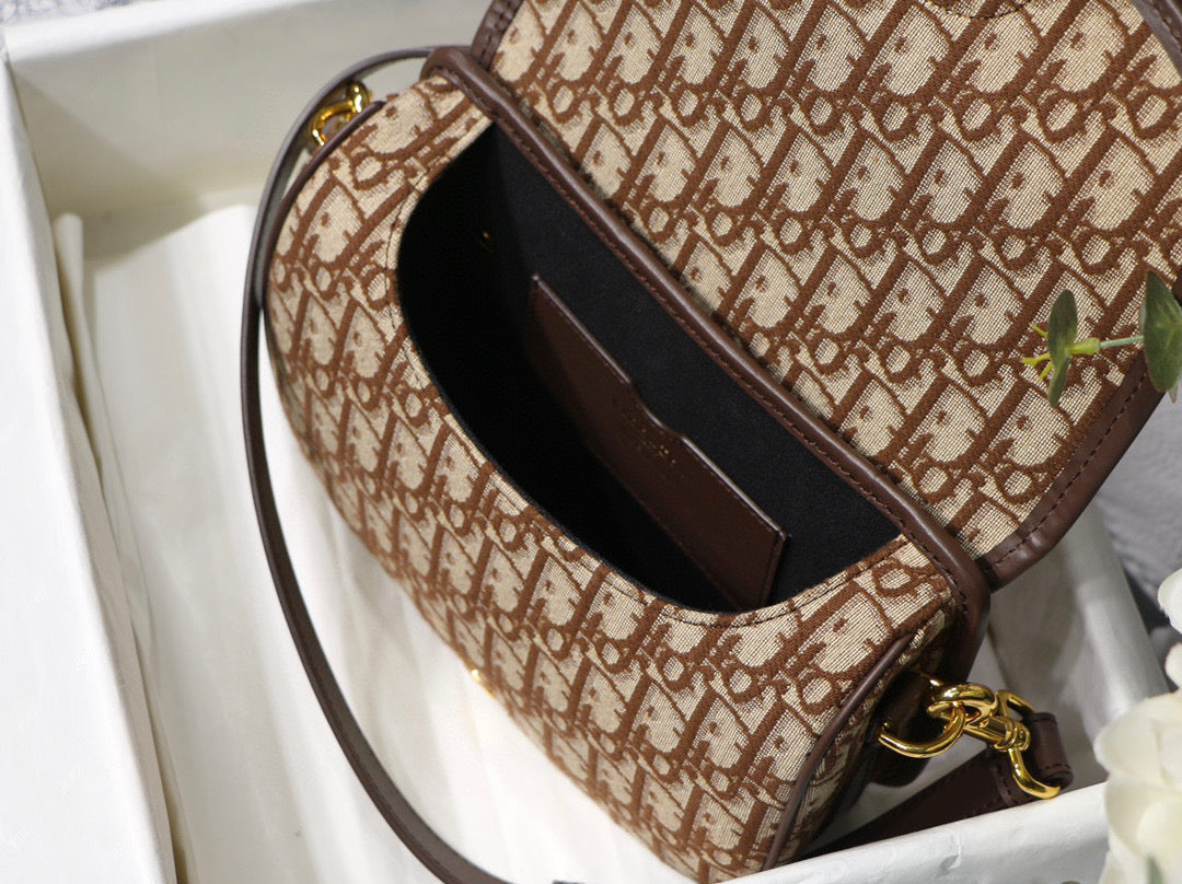 DR096 HIGHEST QUALITY VERSION S:7.1x5.9x2.4inch   M:9.1x7.1x2.8inch