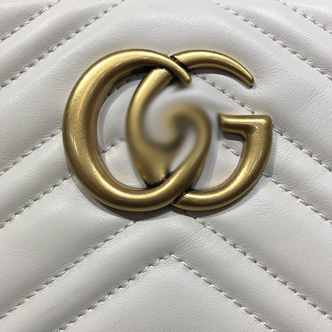 GC218 HIGHEST QUALITY VERSION 7.1x4.7x2.4(small)  9.4x5.1x2.8(medium)
