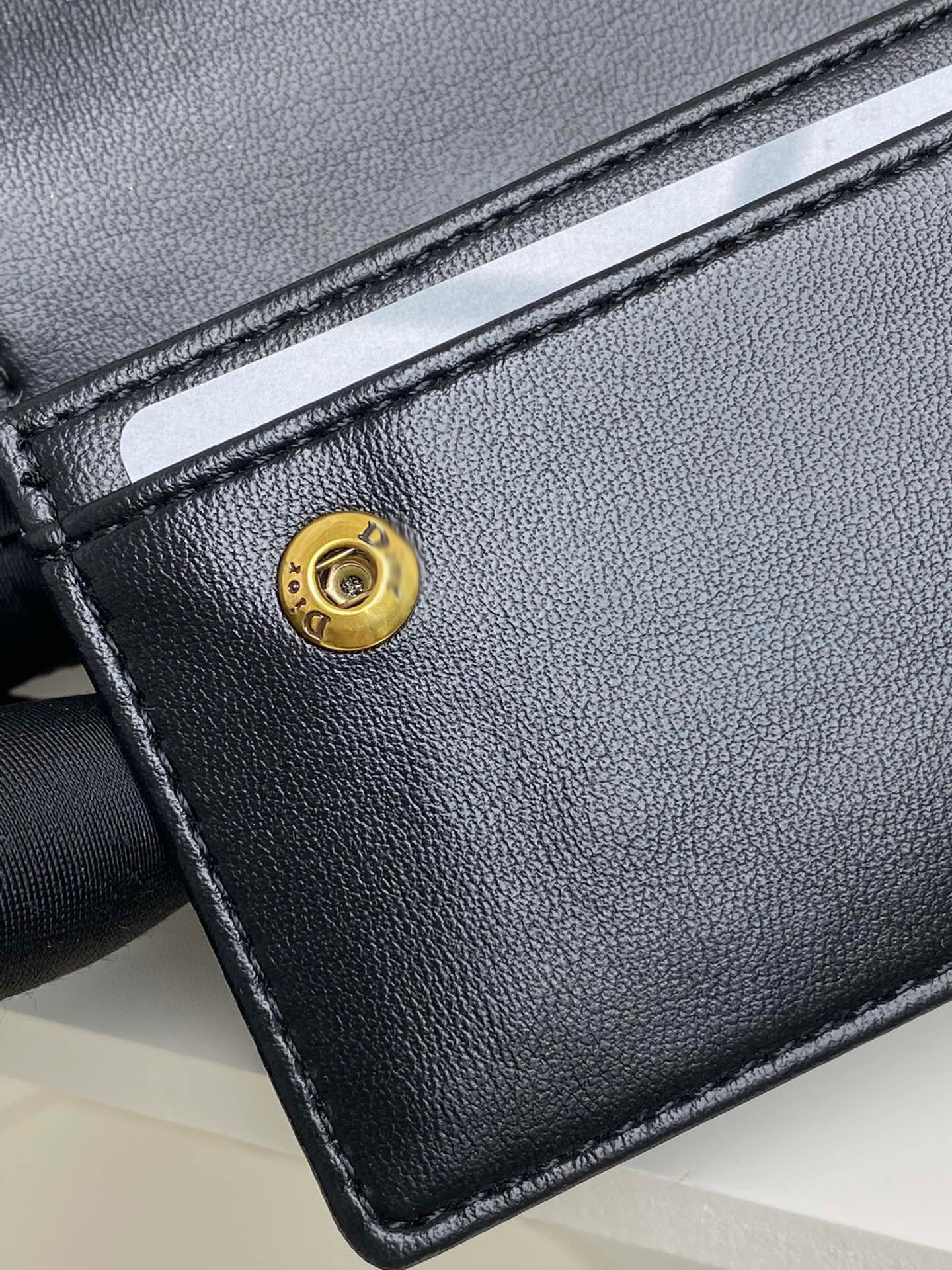 DR156   4.3x3x1inch