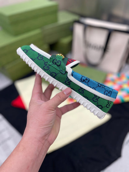 SE561  Size 4-9