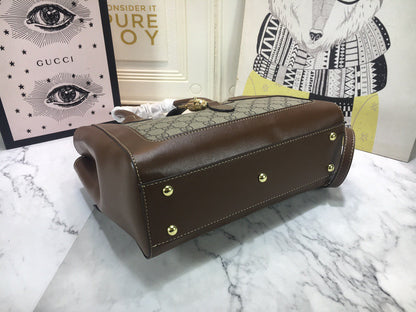 GC305 11.8x9.5x4.7inch