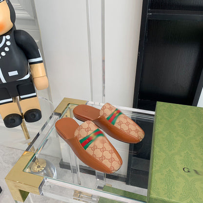 SE625 Size 5-9   Material: Cowhide  Lining: Sheep skin Sole: Italian leather