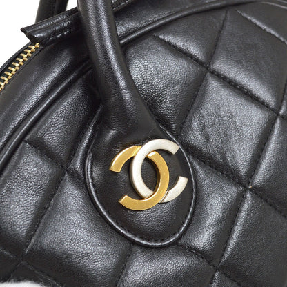CHANEL 1997-1999 Paris Limited Bowling Bag AK31624i