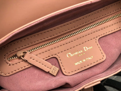 DR194  10.2x7.9x2.8inch