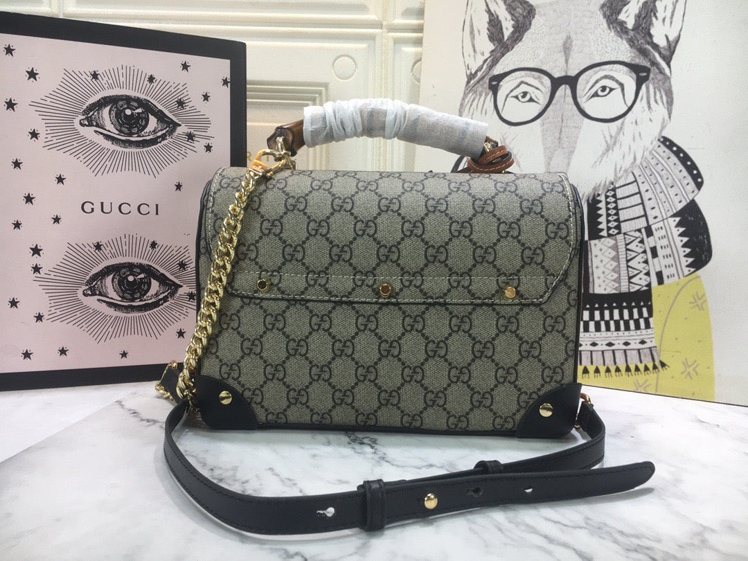 GC352   9.5x6.7x3.9inch