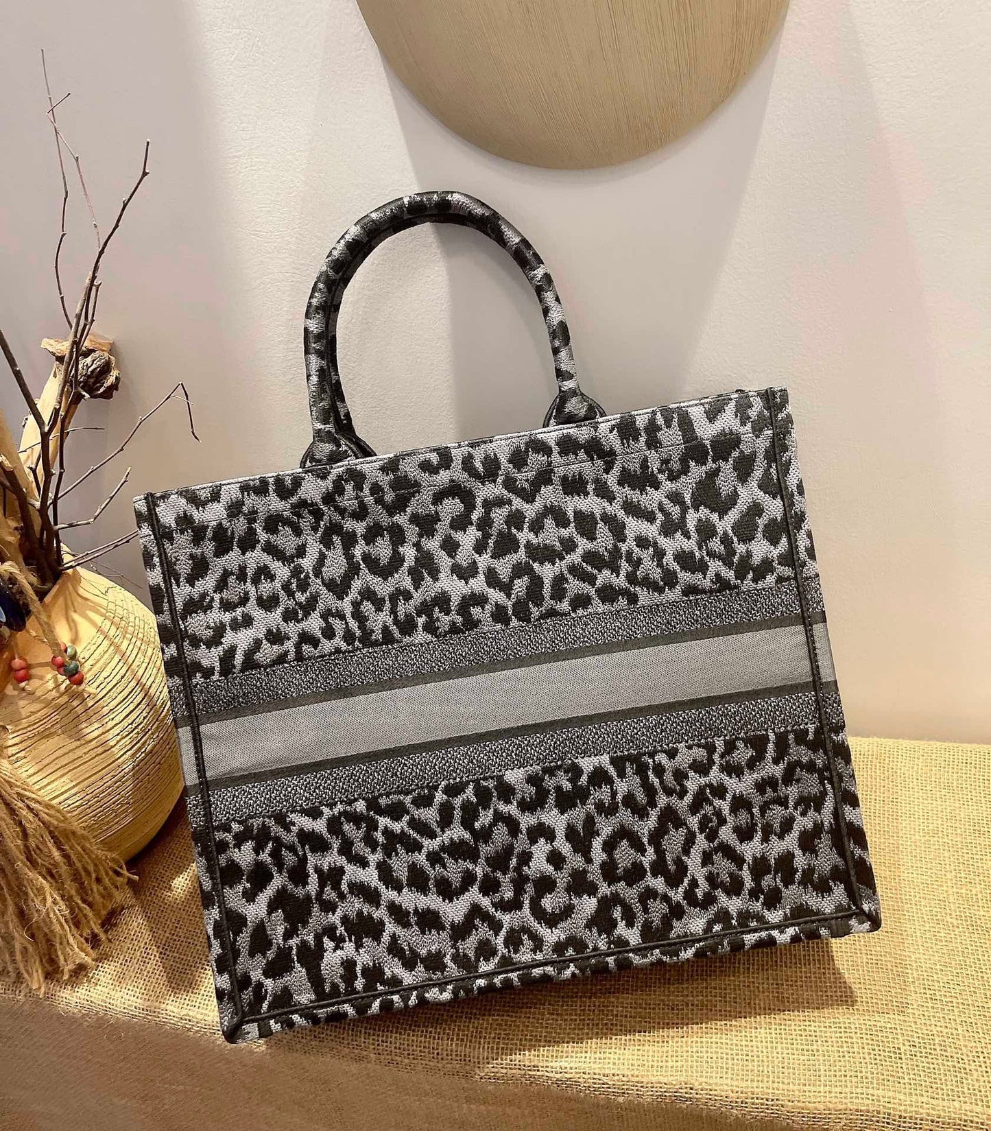 DR201  HIGHEST QUALITY VERSION  L:16.3x13.8x7.1inch  S:14.4x11x6.9inch   Mini:8.9x9.5x3.2inch