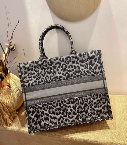 DR201  HIGHEST QUALITY VERSION  L:16.3x13.8x7.1inch  S:14.4x11x6.9inch   Mini:8.9x9.5x3.2inch