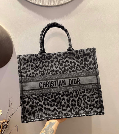 DR201  HIGHEST QUALITY VERSION  L:16.3x13.8x7.1inch  S:14.4x11x6.9inch   Mini:8.9x9.5x3.2inch
