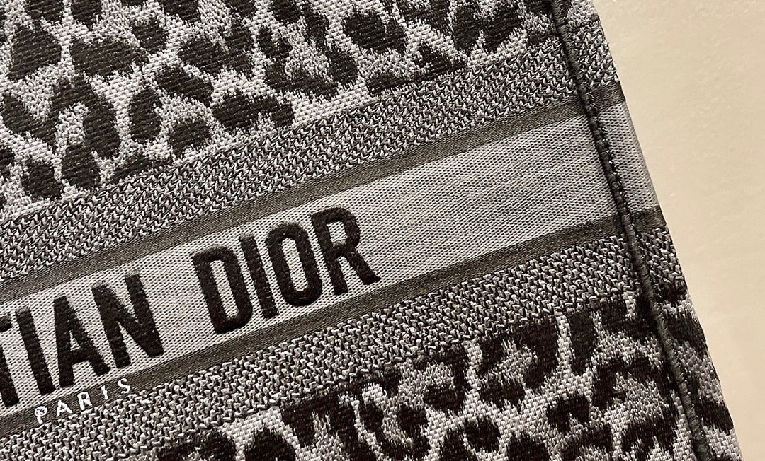 DR201  HIGHEST QUALITY VERSION  L:16.3x13.8x7.1inch  S:14.4x11x6.9inch   Mini:8.9x9.5x3.2inch