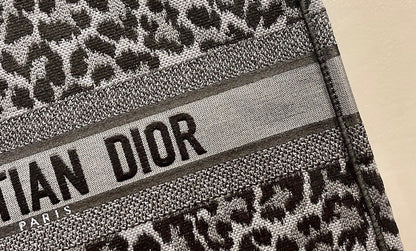 DR201  HIGHEST QUALITY VERSION  L:16.3x13.8x7.1inch  S:14.4x11x6.9inch   Mini:8.9x9.5x3.2inch