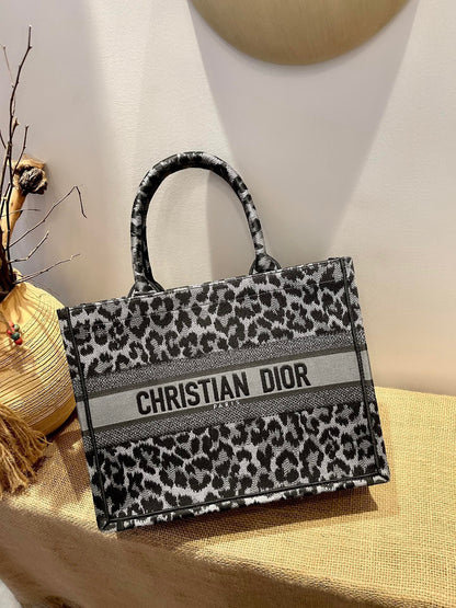 DR201  HIGHEST QUALITY VERSION  L:16.3x13.8x7.1inch  S:14.4x11x6.9inch   Mini:8.9x9.5x3.2inch