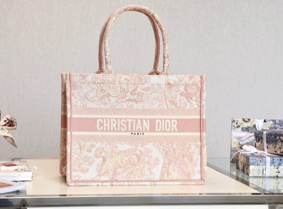 DR204  HIGHEST QUALITY VERSION L:16.3x13.8x7.1inch   S:14.4x11x6.9inch