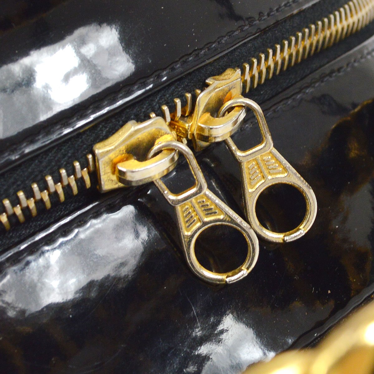 CHANEL Round Cosmetic Vanity Chain Hand Bag Black 92940