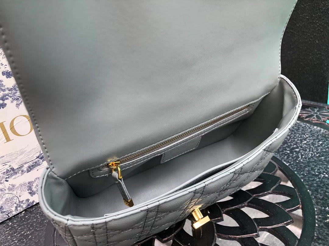 DR207   S:7.9x4.7x2.8inch   M:10x6x3.2inch   L:11x6.7x3.5inch