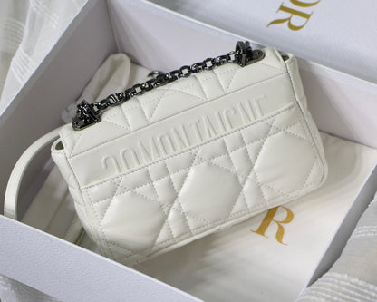 DR217  HIGHEST QUALITY VERSION   S:7.9x4.7x2.8inch  M:10x6x3.2inch L:11x6.7x3.5inch