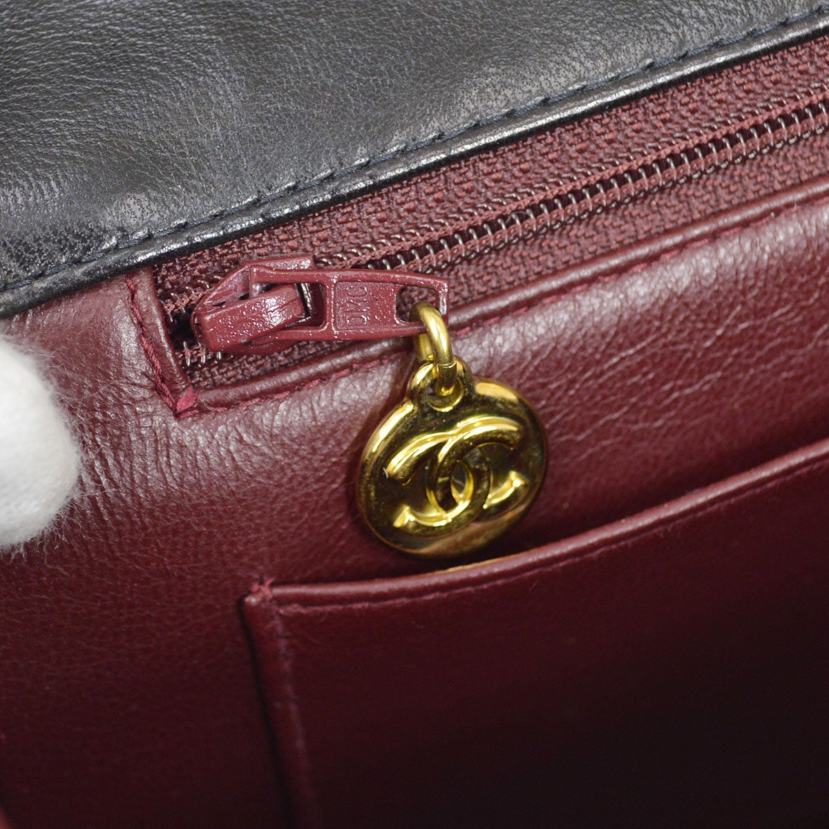 CHANEL 1994-1996 Chain Hand Bag Black Lambskin 20418
