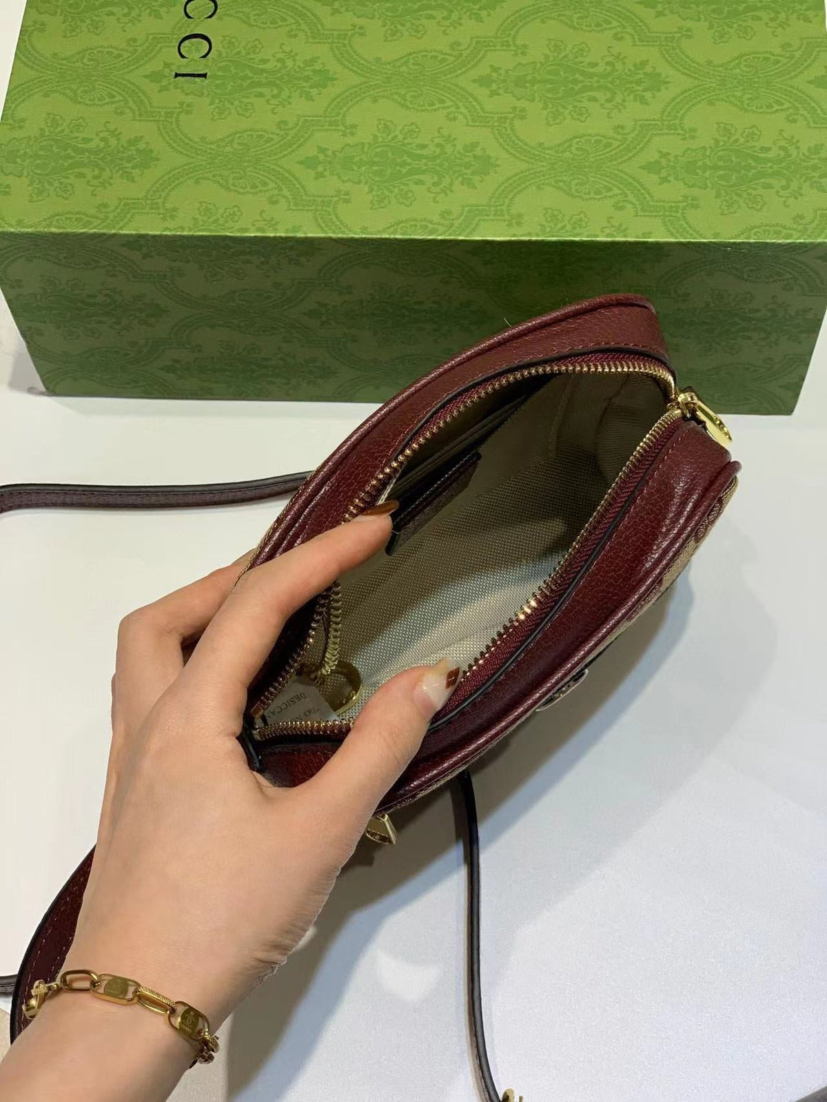 GC398  6.9x4.7x2.2inch