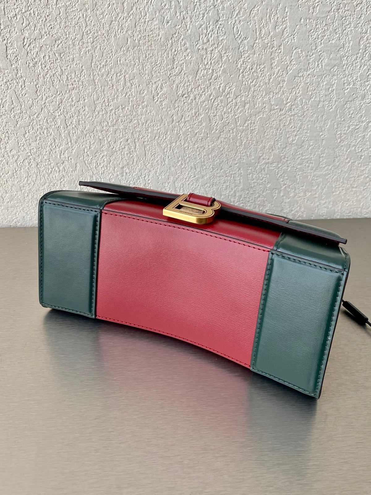 BCG027  GG x BL  HIGHEST QUALITY VERSION  9.1x6.1x3.9inch
