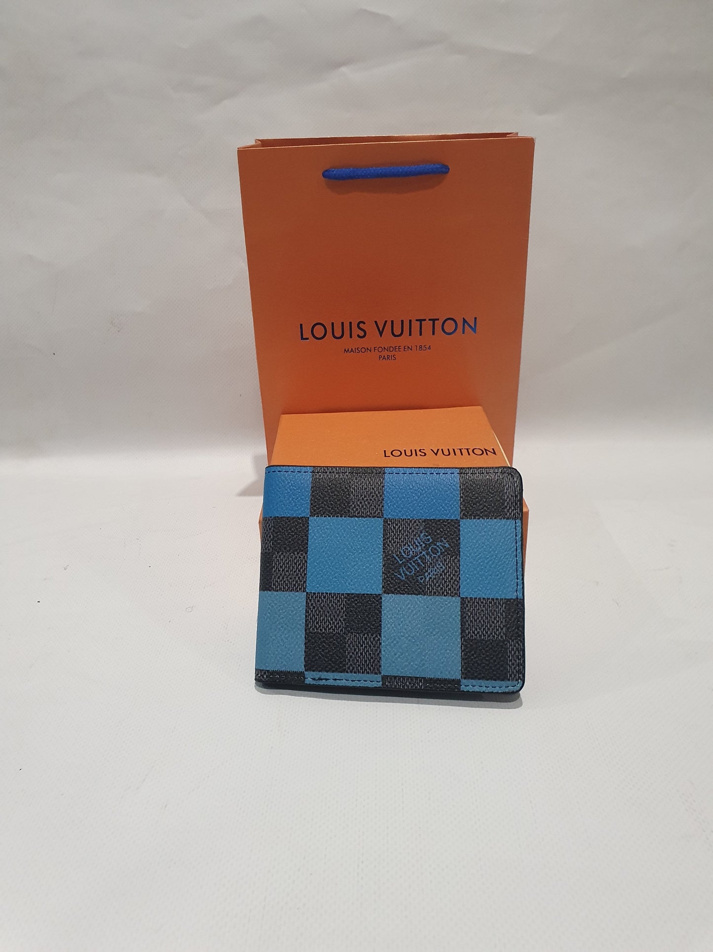 Louis Vuitton Wallet (Men)