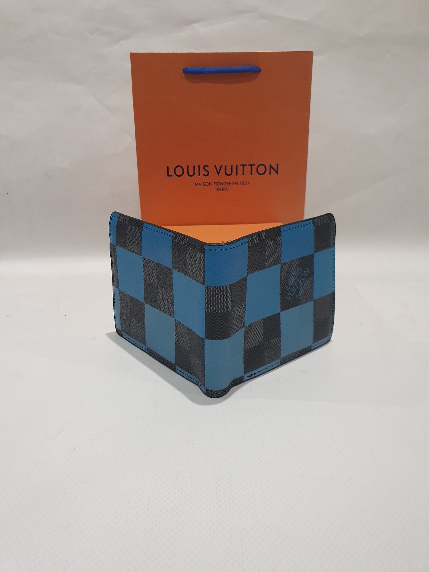 Louis Vuitton Wallet (Men)